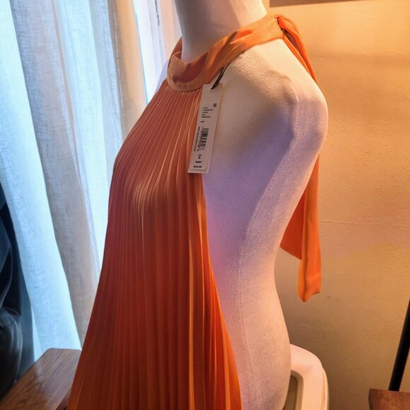 Alice + Olivia AVIANA ORANGE HALTERNECK SUNBURST PLEATED MINI DRESS Size M - Picture 7 of 9